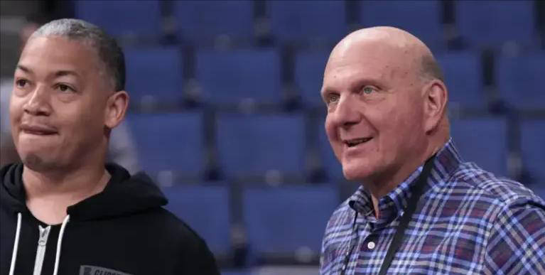 开云电竞-全明星赛赛程吃紧，洛杉矶快船赛后主帅复盘，话题不断，球队文化再被提及(牙买加十大百米飞人)